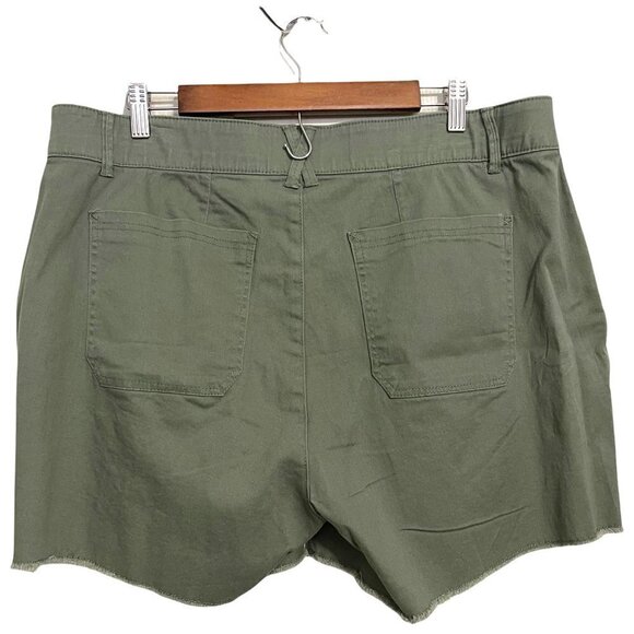 Democracy Women's NWT Green Ableisure High Rise Cut Off Cargo Shorts Plus Sz 24W - Picture 10 of 10